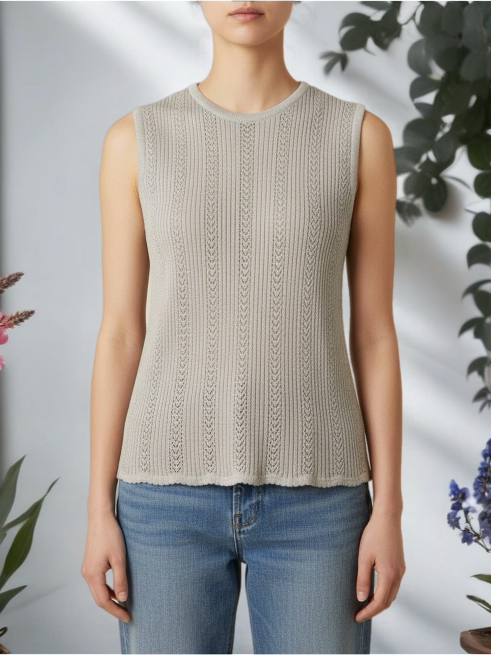 ❤️Price Drop❤️Sarah Bentley Shell Silver Sweater (SZ S)